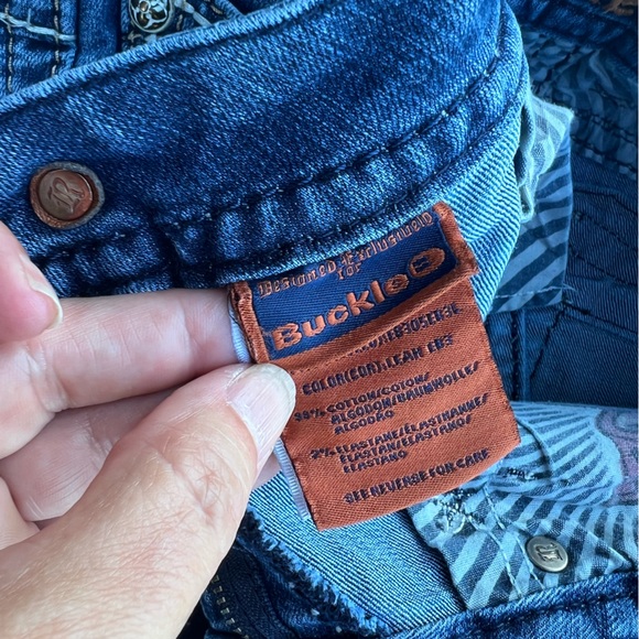 Rock Revival "LEAH" easy boot jeans size 28 - Picture 4 of 6